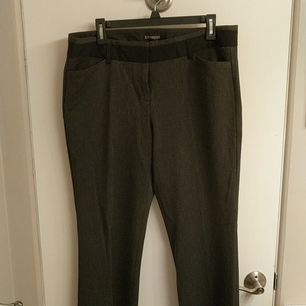 ⭐PRICE DROP!⭐Express Barely Boot Editor pants